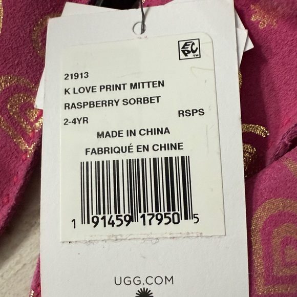 UGG Kids' Fuchsia and Gold Patterned mittens
Hand sewn ..nwt - Picture 3 of 6